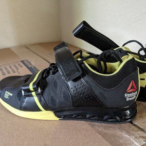 Reebok Weightlifting Shoes, Size 8